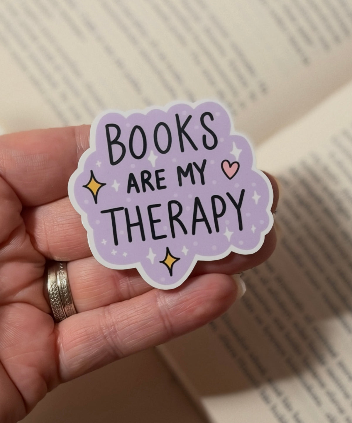 Books are my therapy – vinyylitarra