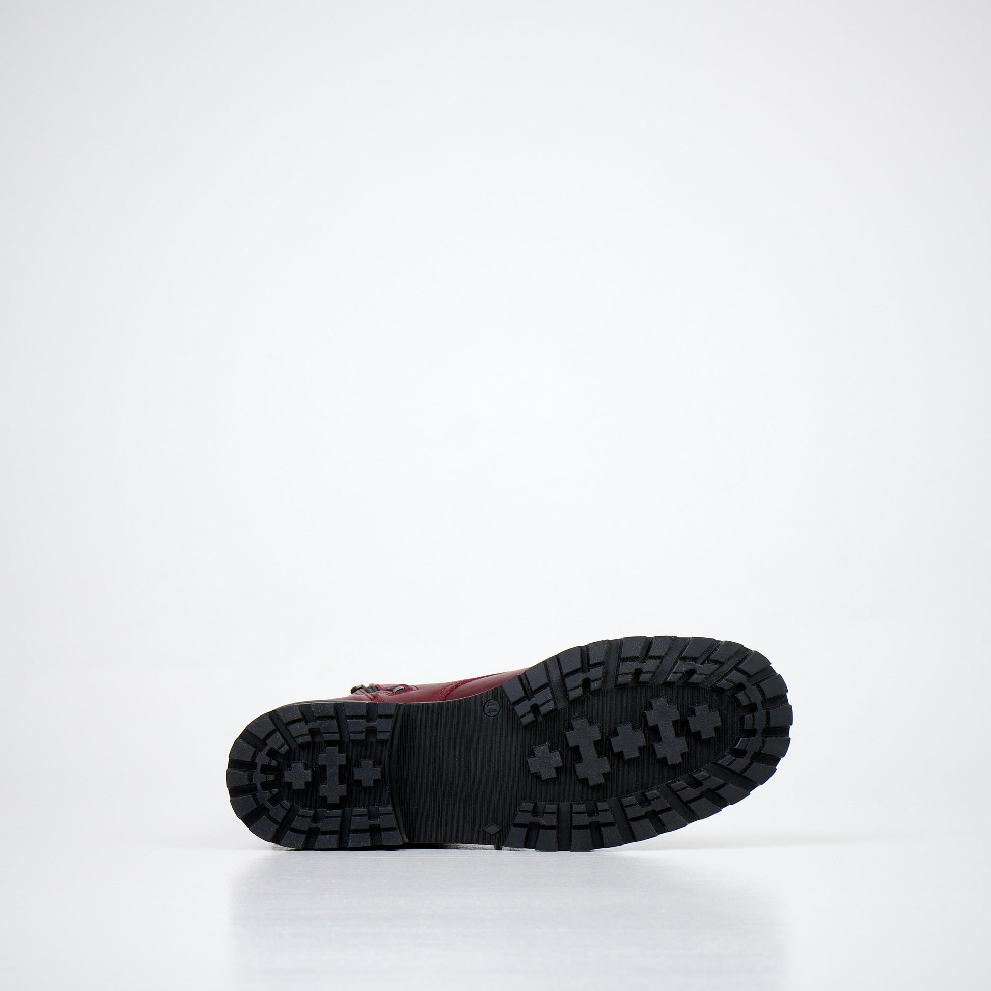 Euroopassa valmistetut talvisaappaat – lämmin vuori ja kestävä pohja