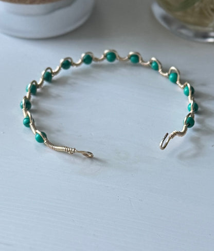 LOOM Bracelet – Green Turquoise (käsintehty rannekoru S–L)