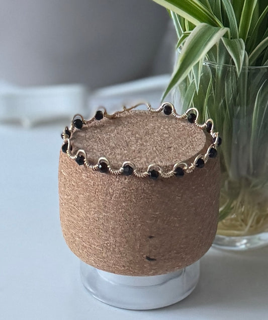 LOOM Bracelet – Black (käsintehty rannekoru S–L)