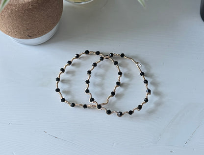LOOM Bracelet – Black (käsintehty rannekoru S–L)