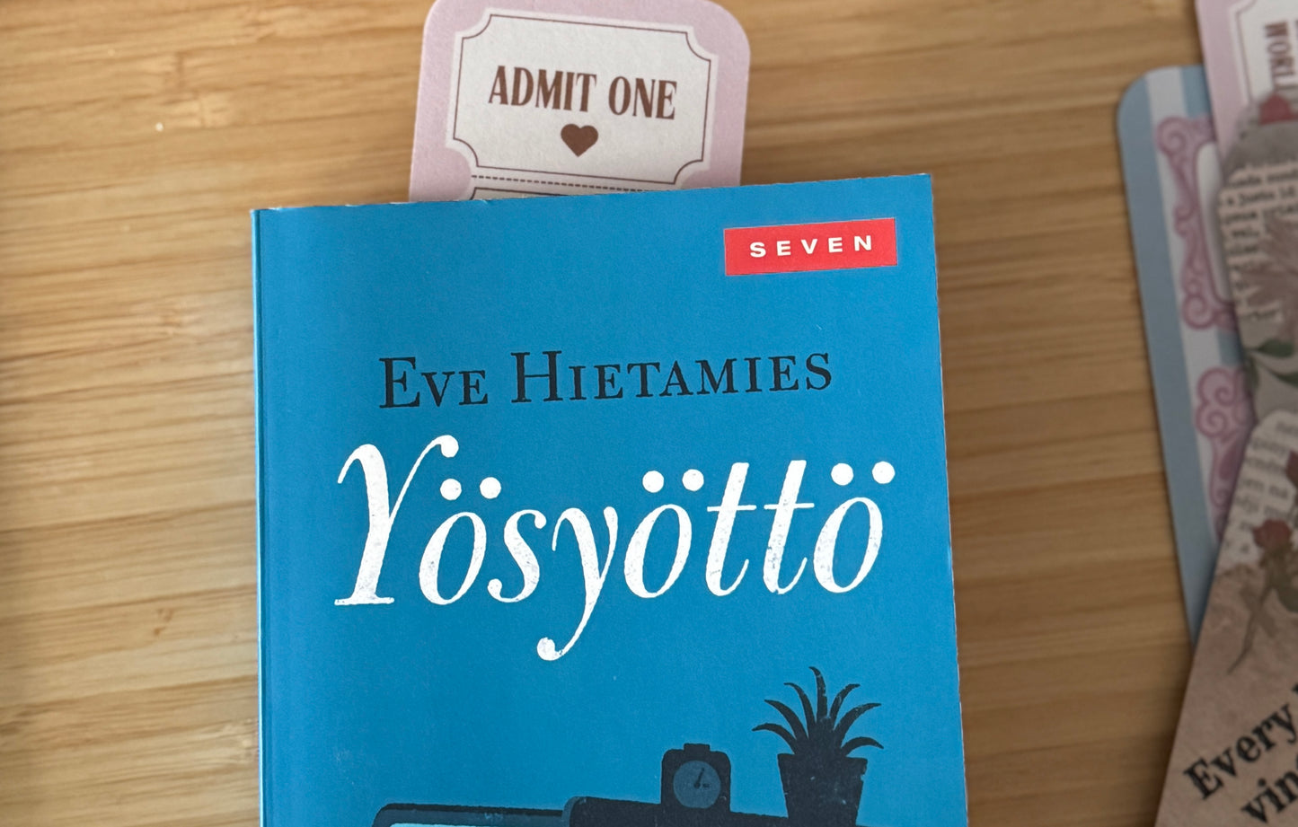 Laminoitu Kirjanmerkki – Kotimaiset Kirjanmerkit Lukijalle (eri malleja)📚