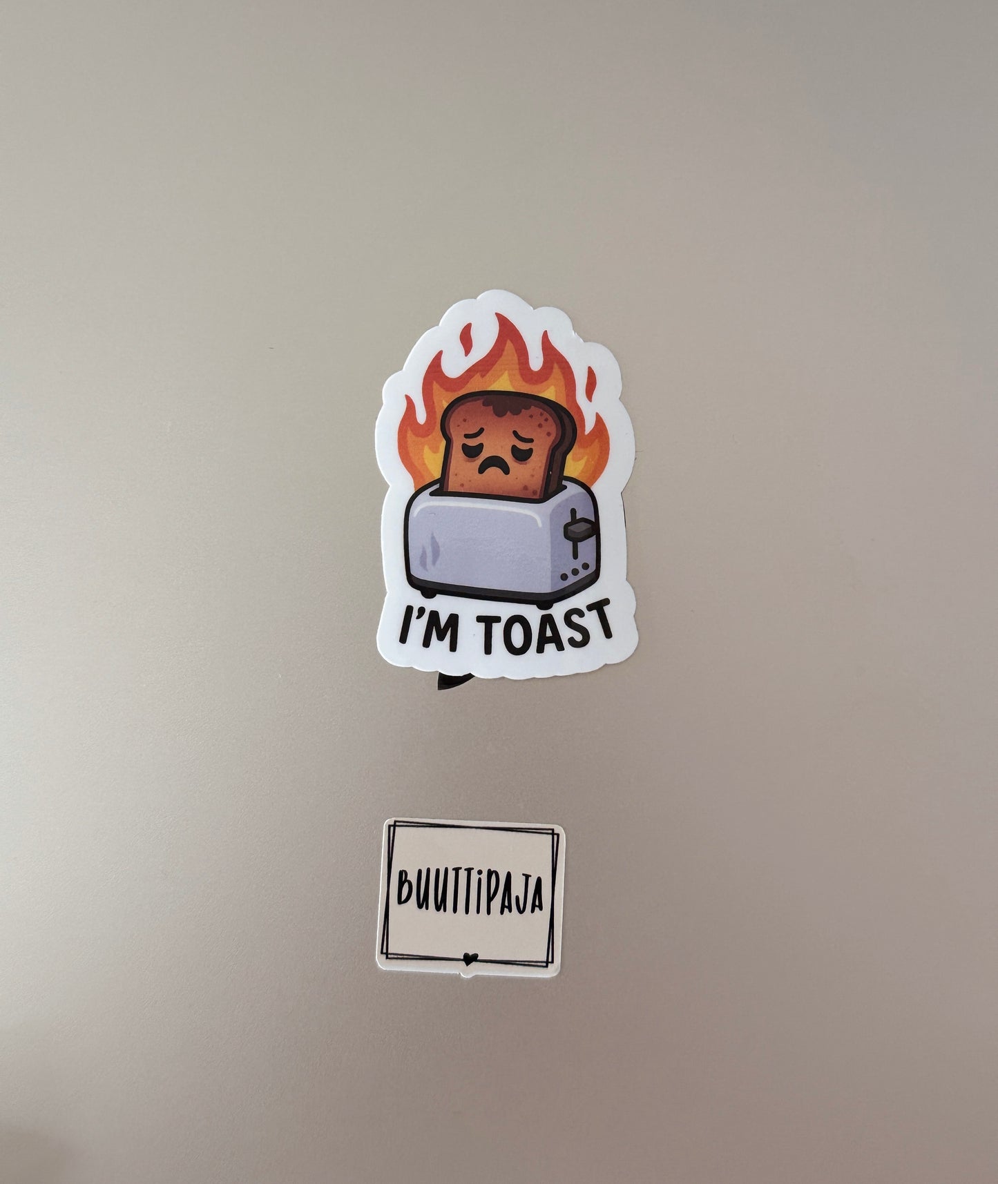I'm Toast - Leipätarra | Hauska Vinyylitarra | Laminoitu Tarra