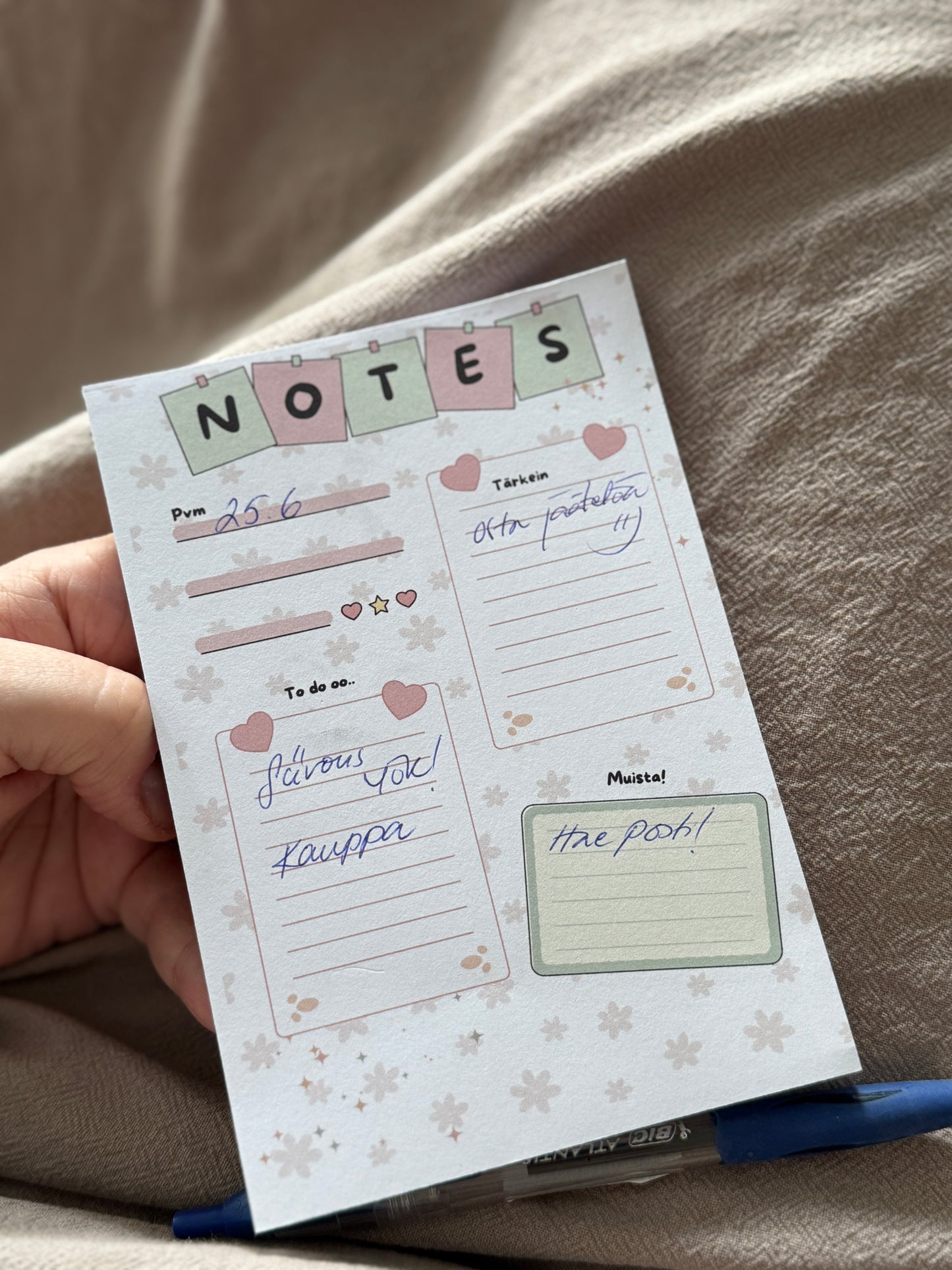 Kukkainen Notes repäisylehtiö – Muistilehtiö & To Do -lista | 40 sivua | Käsintehty Suomessa