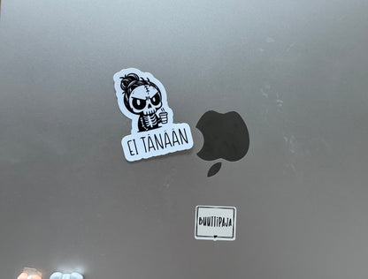 EI TÄNÄÄN – Laminoitu vinyylitarra | Söpö luurankotarra kahvikupilla