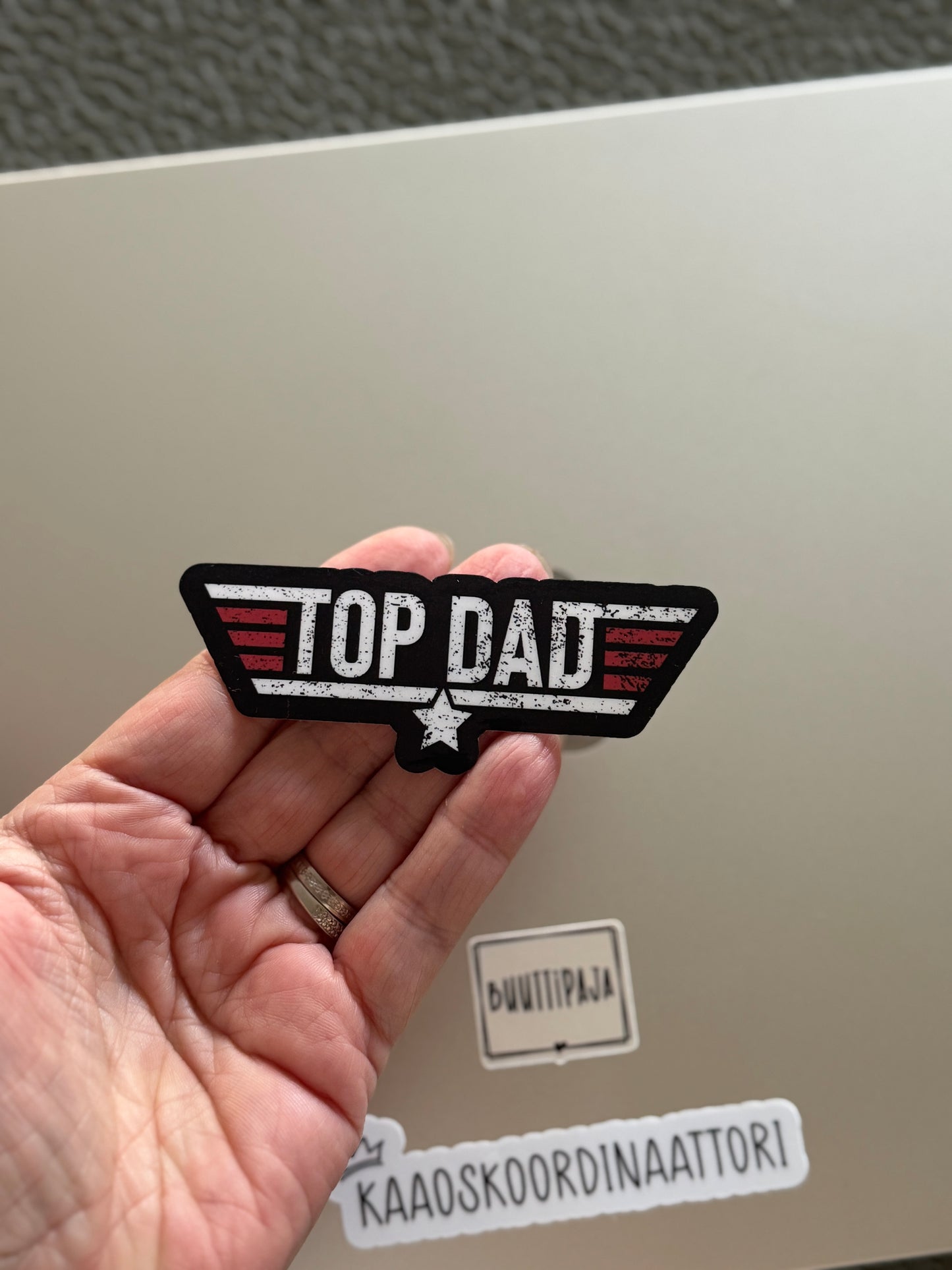 TOP DAD – Laminoitu vinyylitarra isälle