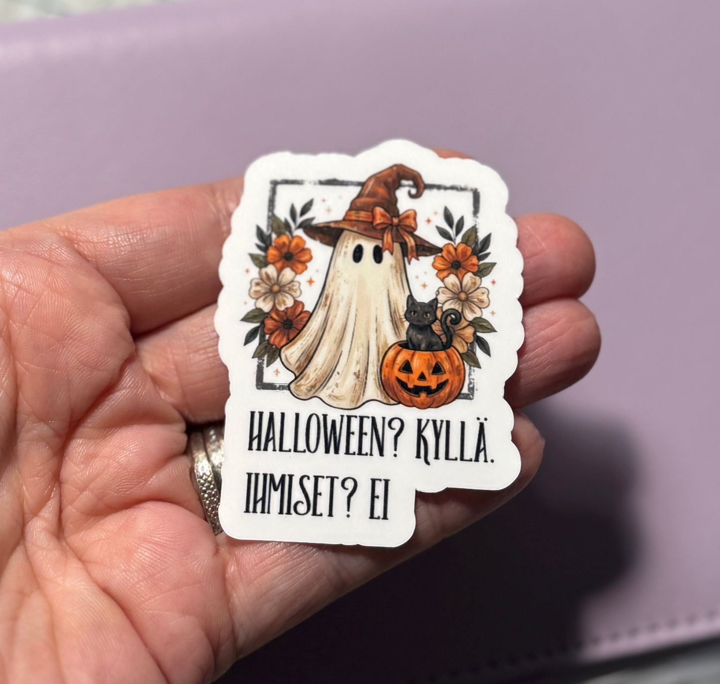 Halloween? Kyllä. Ihmiset? Ei. – Laminoitu vinyylitarra