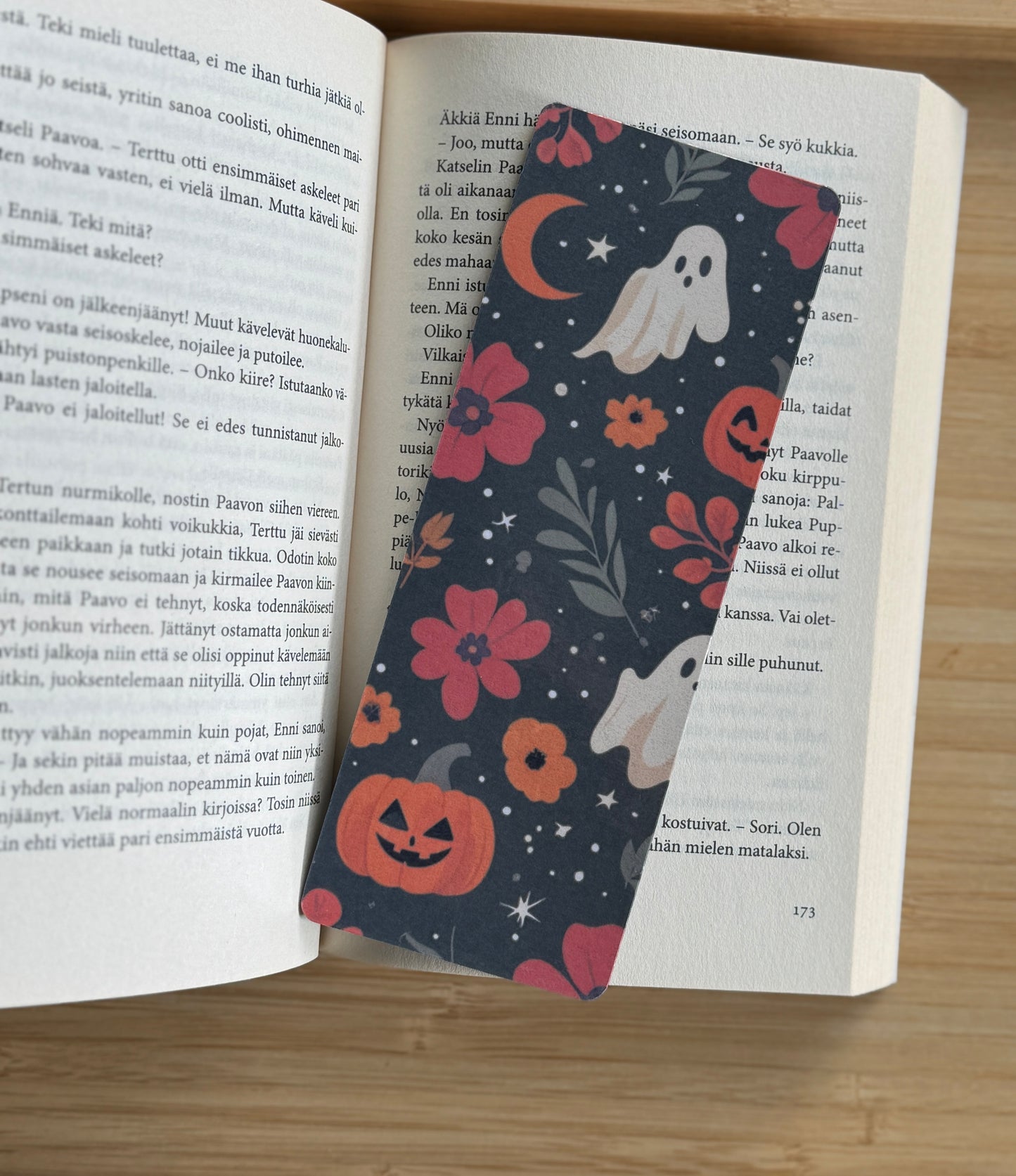 Aavemetsä – Kirjanmerkki | Halloween