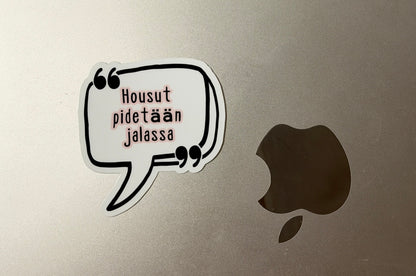 Housut pidetään jalassa – vinyylitarra