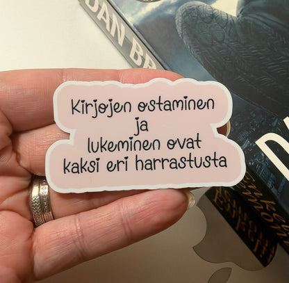 Kirjojen ostaminen ja lukeminen ovat kaksi eri harrastusta – vinyylitarra