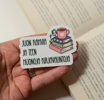 Juon kahvia ja teen huonoja kirjavalintoja – vinyylitarra